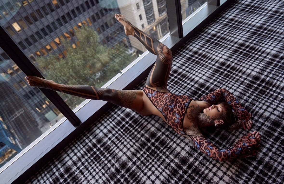 Feel Marz the alien - Image 4