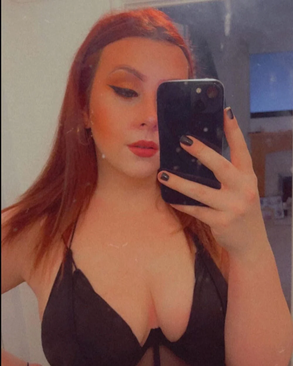 Feel: Zara Love - Image 7